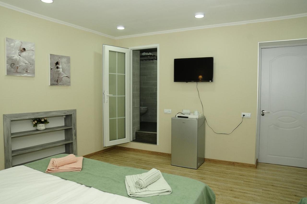 Erik'S Guest House Borjomi Εξωτερικό φωτογραφία